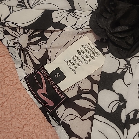 Blouse - Picture 4 of 5